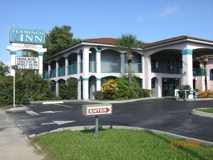 Flamingo Inn