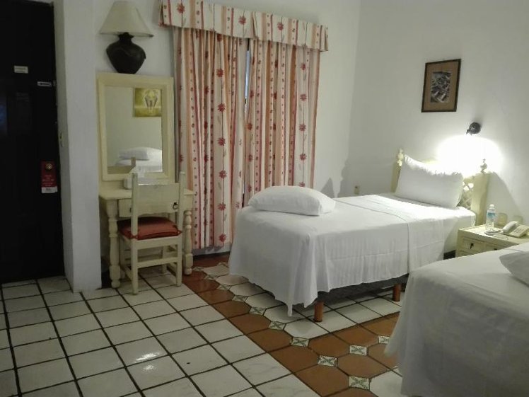 TWIN STANDARD Room