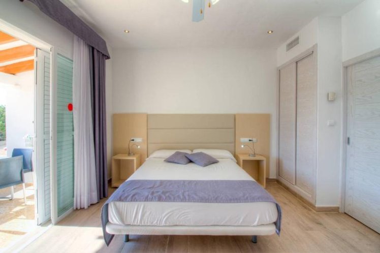 BUNGALOW SUPERIOR Room