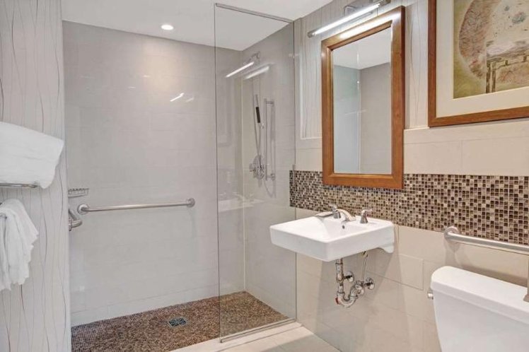 DOUBLE STANDARD Room