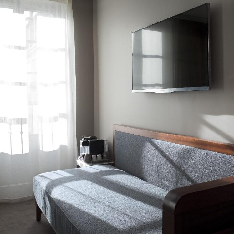 DOUBLE ONE BED Room