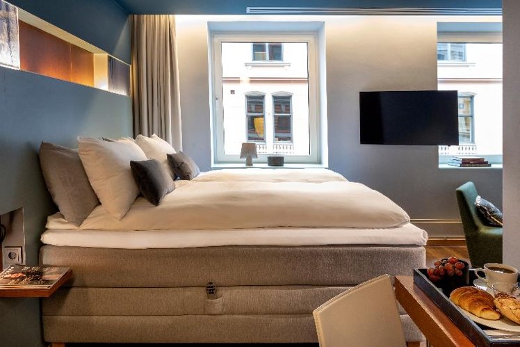 SINGLE DELUXE Room