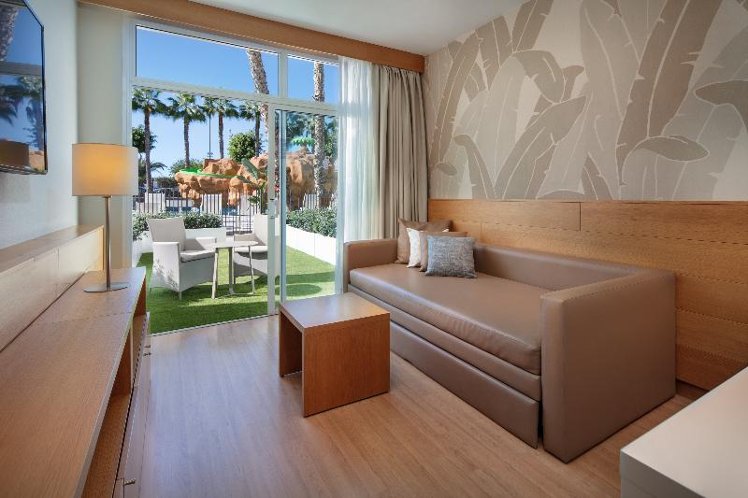 JUNIOR SUITE GARDEN VIEW Room