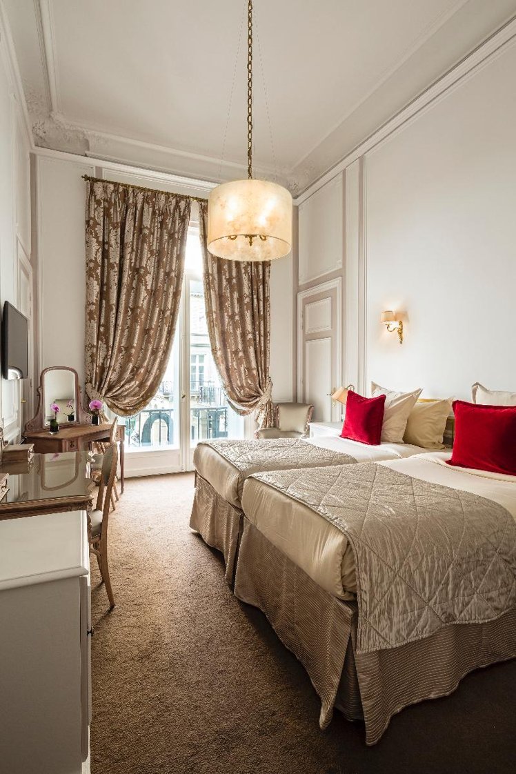 SINGLE DELUXE Room