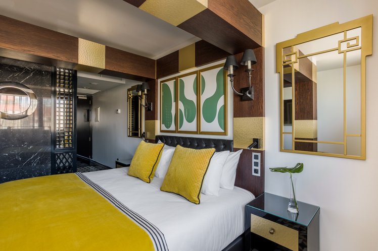 DOUBLE STANDARD Room