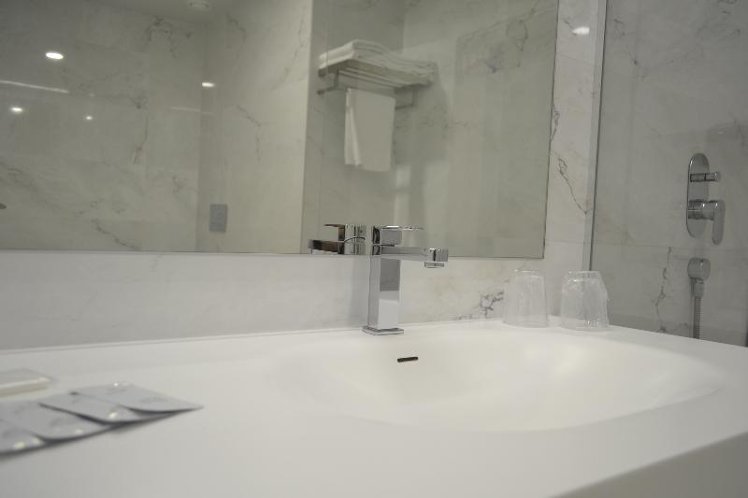 SINGLE STANDARD Room