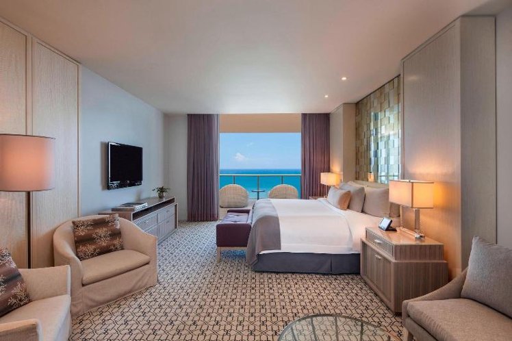 SUITE OCEAN FRONT TWO DOUBLE BEDS Room