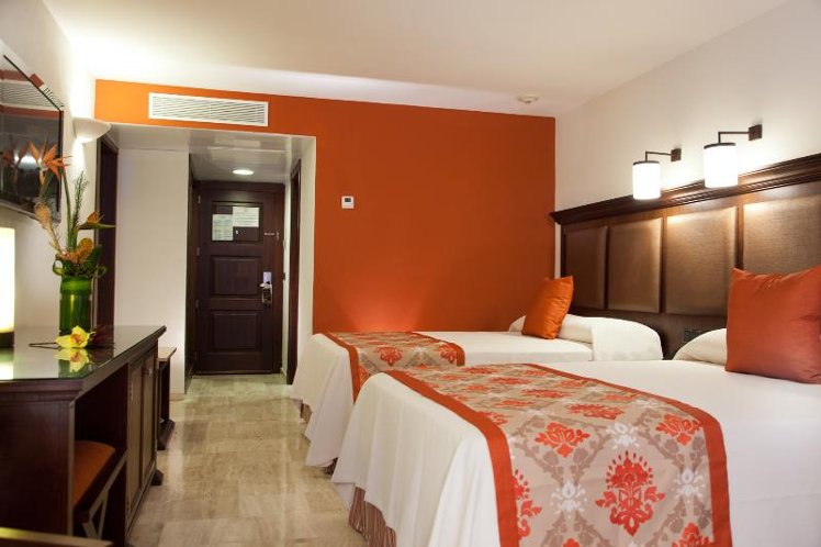 JUNIOR SUITE STANDARD Room