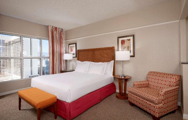 SUITE KING SIZE BED Room