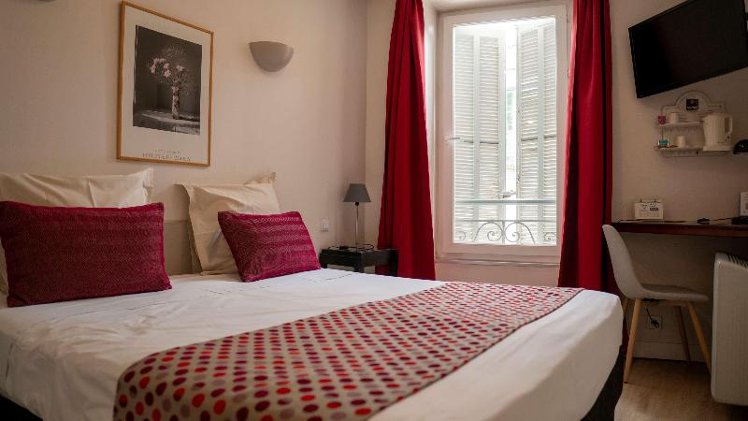 DOUBLE STANDARD Room