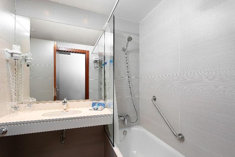 TWIN STANDARD Room