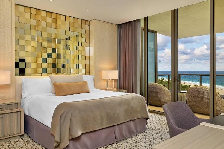 SUITE OCEAN FRONT TWO DOUBLE BEDS Room