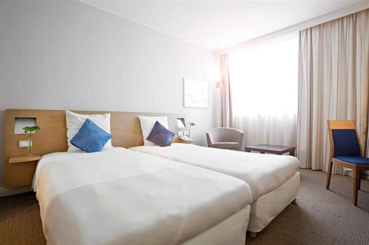 TRIPLE STANDARD Room