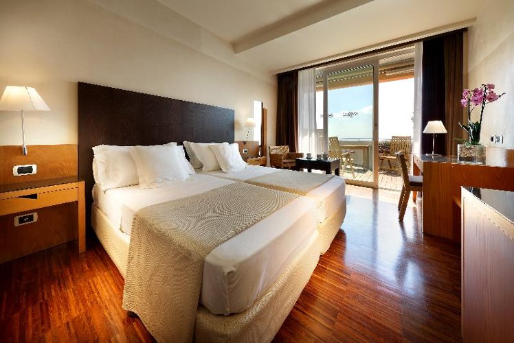 Double or Twin SEA VIEW WITH BALCONY Room