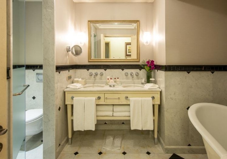 SUITE CLASSIC Room