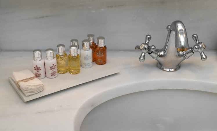 SUITE CAPACITY 4 Room
