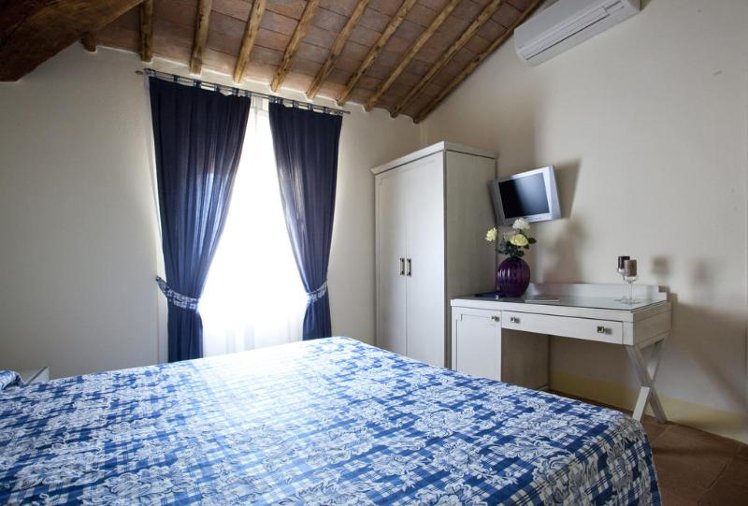 DOUBLE SUPERIOR Room