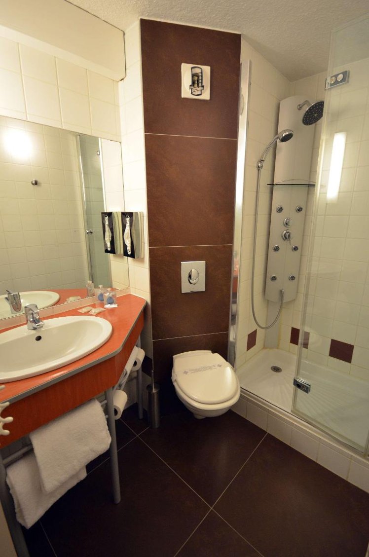 DOUBLE STANDARD Room
