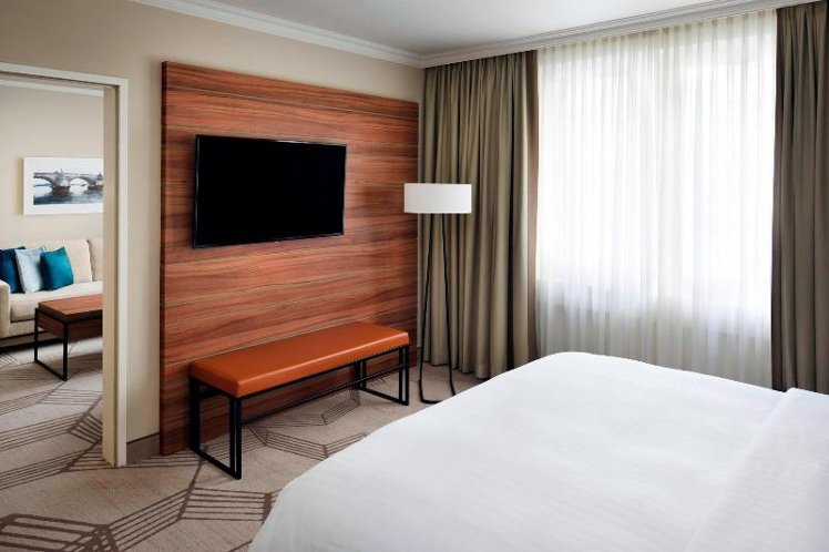 SUITE KING BED NON SMOKING Room