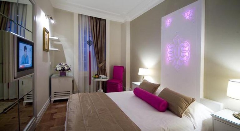 SINGLE STANDARD Room