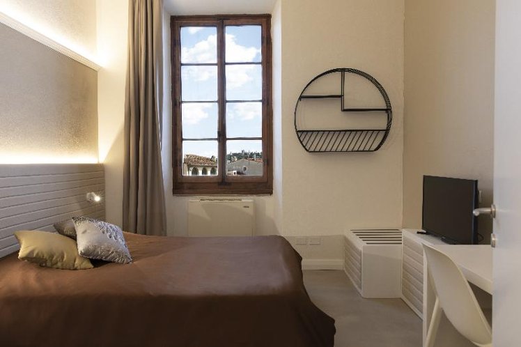 SUITE CAPACITY 6 THREE BEDROOM Room