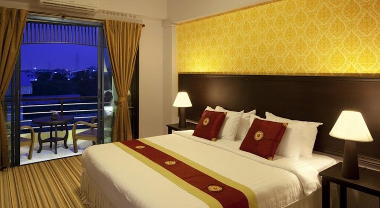 Double or Twin SUPERIOR Room