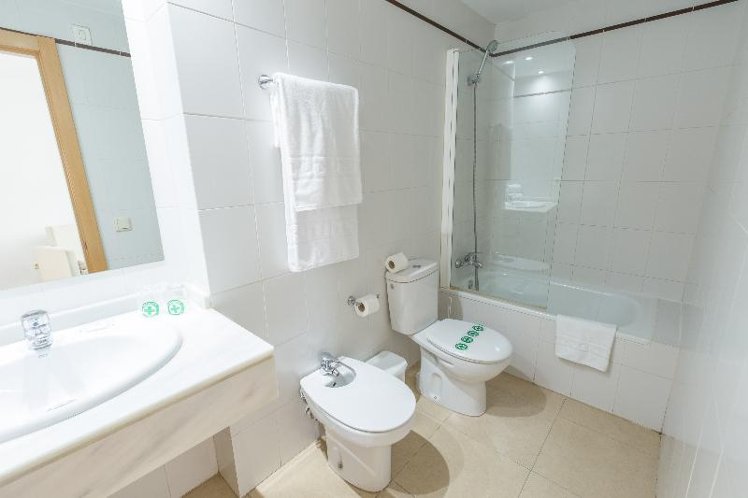 APARTMENT CAPACITY 4 ONE BEDROOM Room