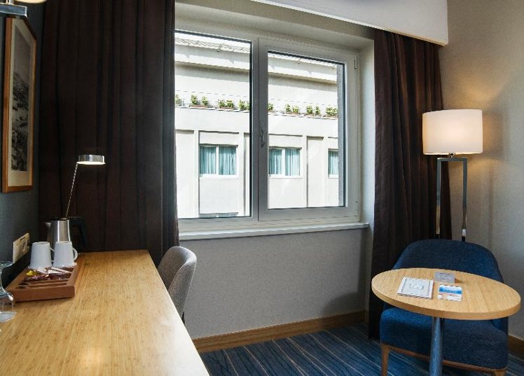 TRIPLE STANDARD Room