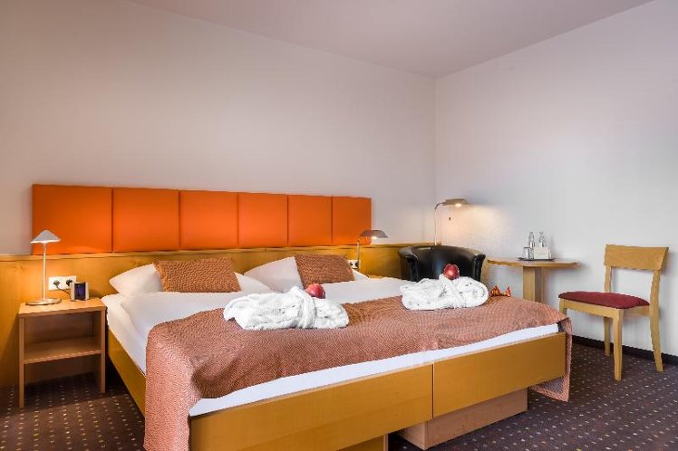 DOUBLE SUPERIOR Room