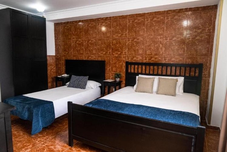 TRIPLE STANDARD Room