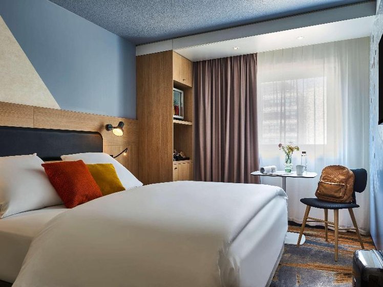 DOUBLE SUPERIOR Room