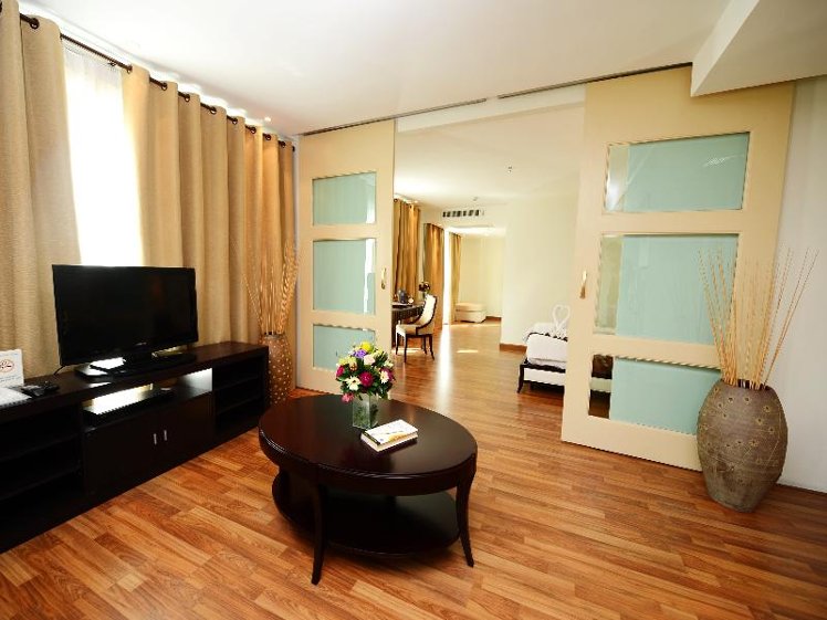 DOUBLE STANDARD Room
