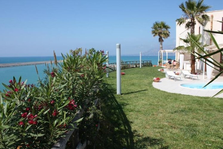 Marina Holiday