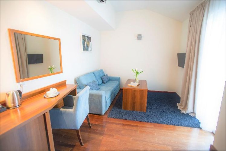 SUITE DELUXE PREMIUM Room