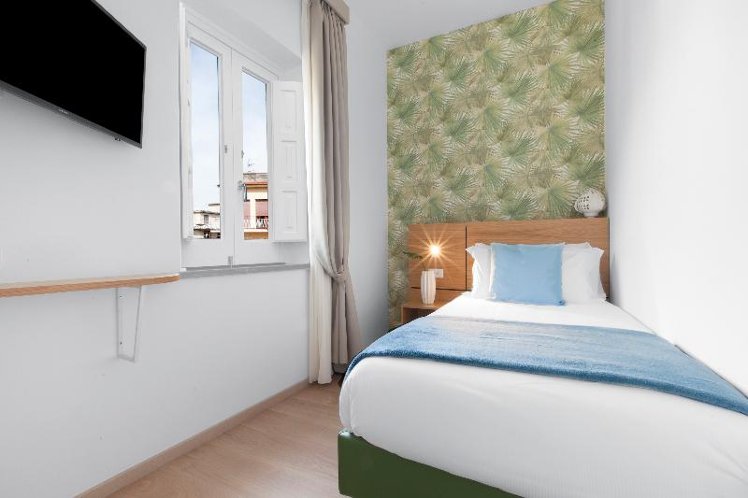 TRIPLE CLASSIC Room