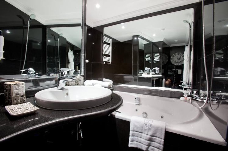 SUITE PRESTIGE Room
