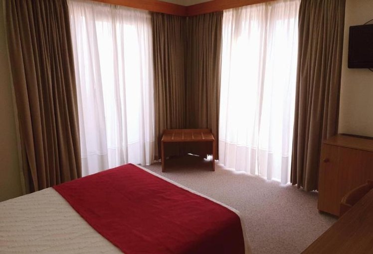 SINGLE STANDARD Room