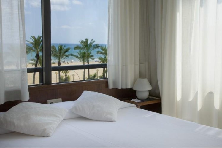 Atenea Park Suites & Apartments