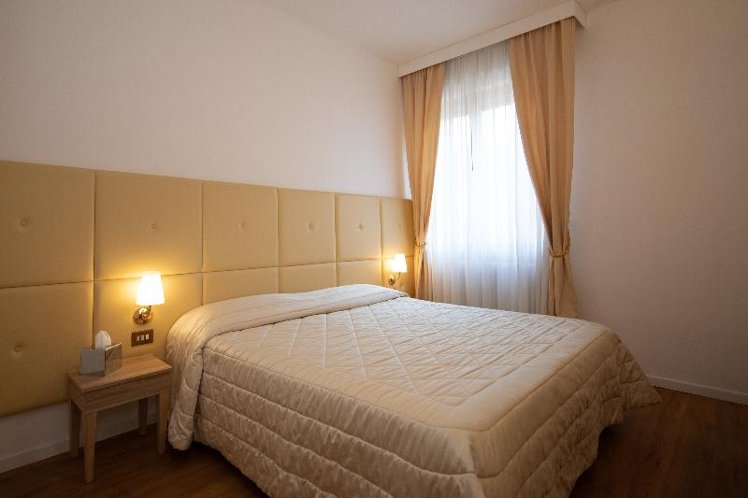 DOUBLE CLASSIC Room