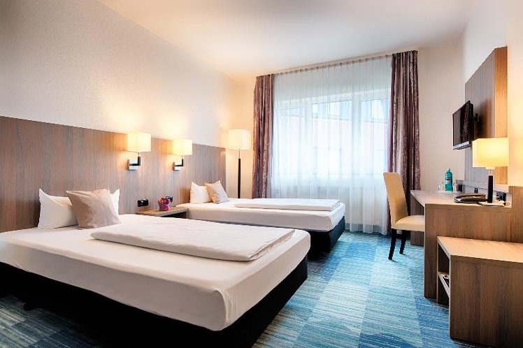 DOUBLE STANDARD Room