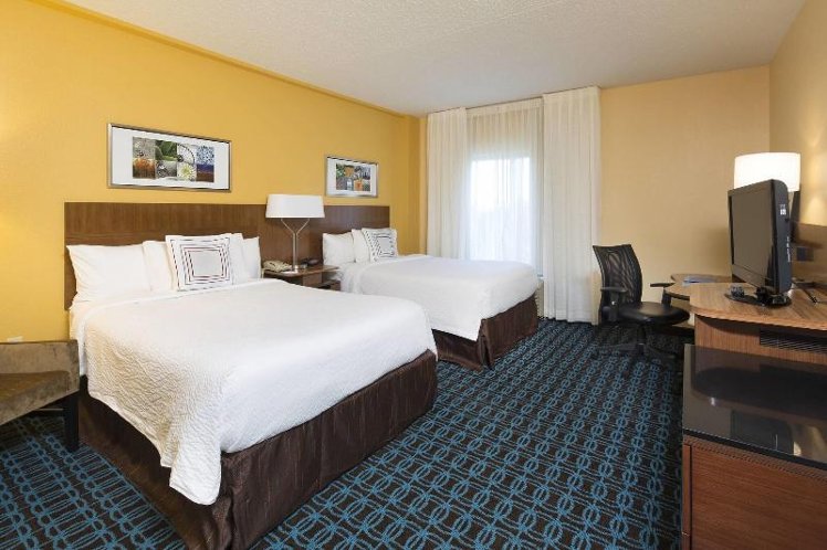 DOUBLE TWO DOUBLE BEDS Room