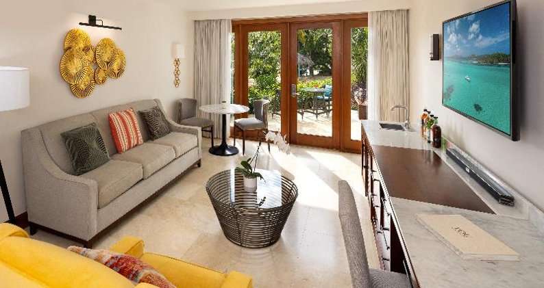 VILLA HONEYMOON Room