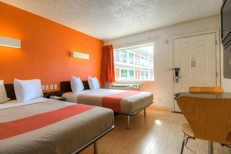 Park Inn By Radisson, Las Vegas Tropicana