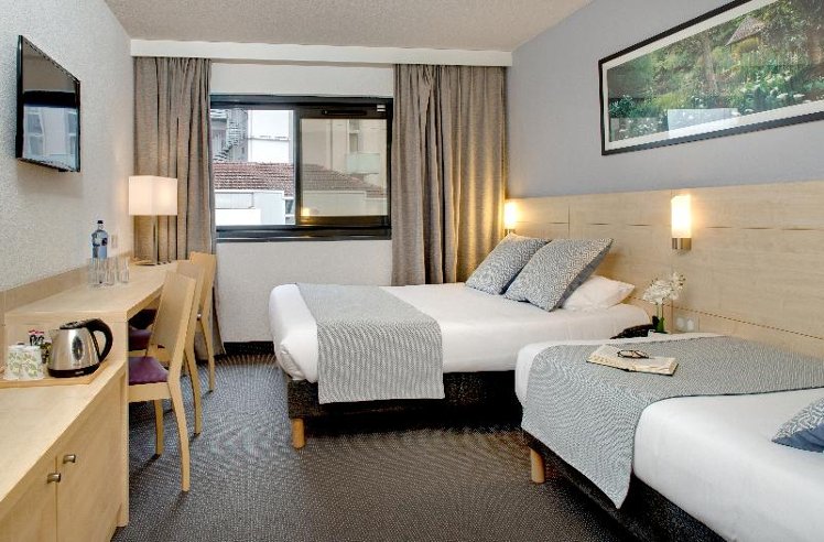 TRIPLE STANDARD Room