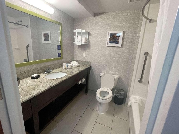DOUBLE TWO QUEEN BEDS Room