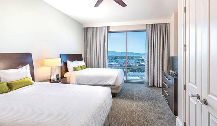 SUITE THREE BEDROOMS Room