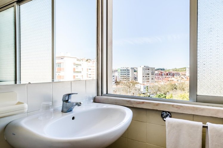 SINGLE STANDARD Room