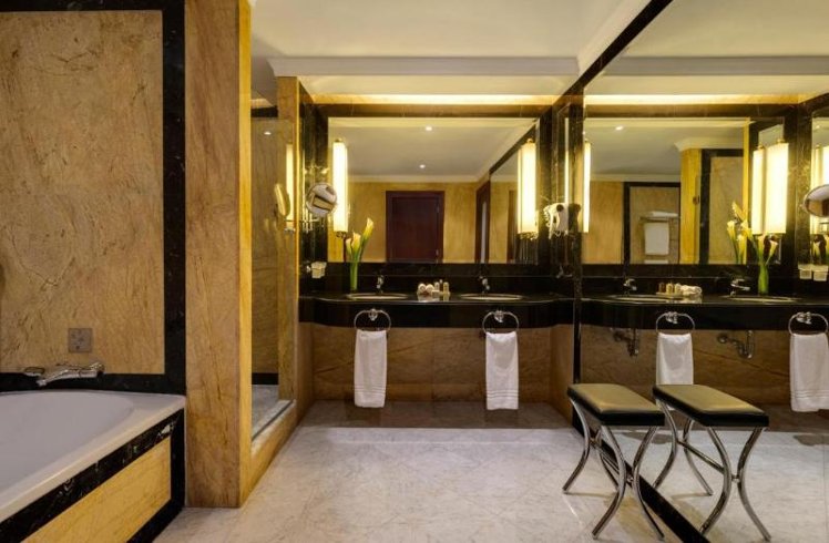 SUITE Presidential Room