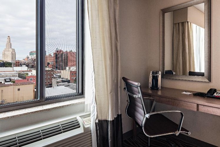 Holiday Inn Express New York-Brooklyn
