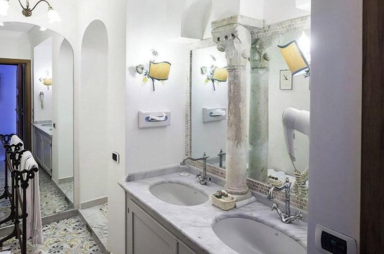 DOUBLE COMFORT Room